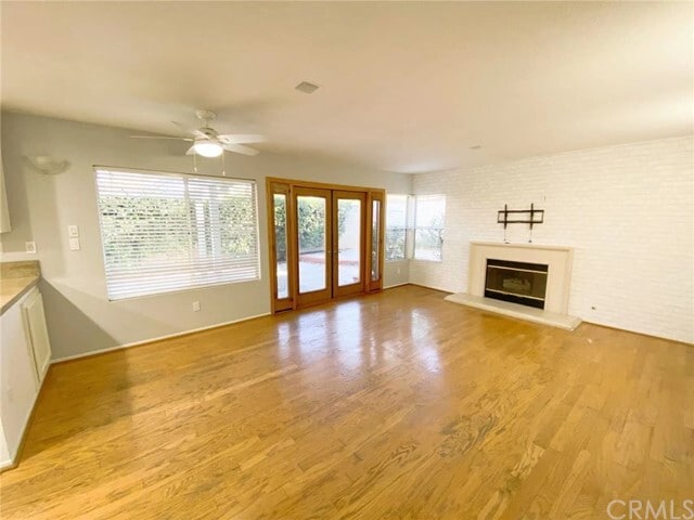 Building Photo - 5888 Thornhill Dr