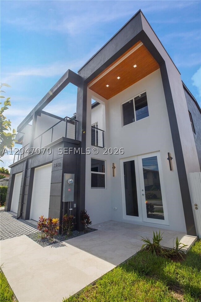 Foto del edificio - 3431 SW 16th St