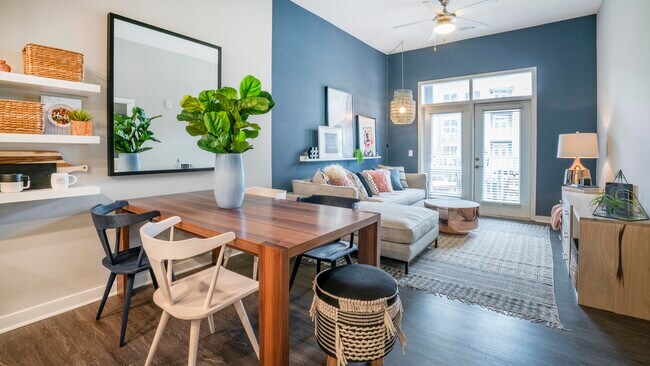 Building Photo - Blu on Farrington