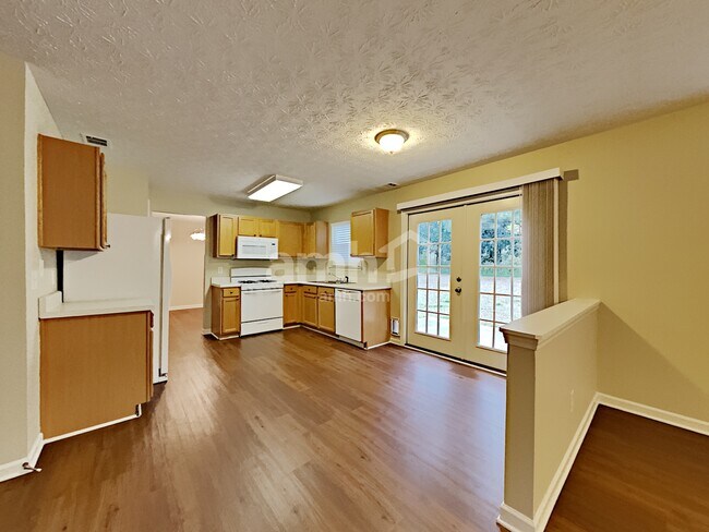 Foto del edificio - 6252 Whitetail Ct NW