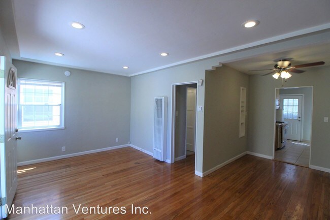 Building Photo - 641 W Glenoaks Blvd