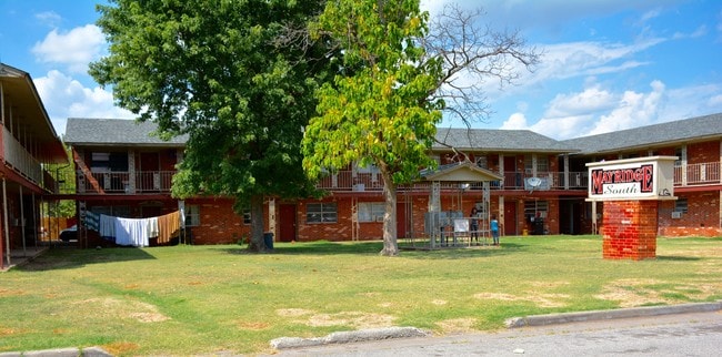 Building Photo - Mayridge South Apartments