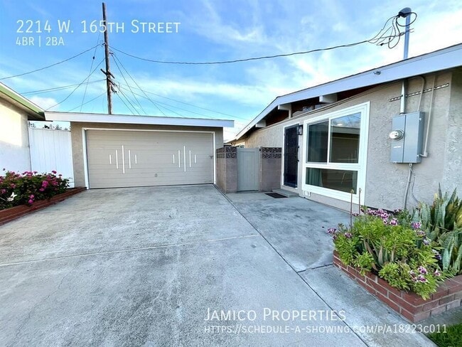 Photo - 2214 W 165th St House