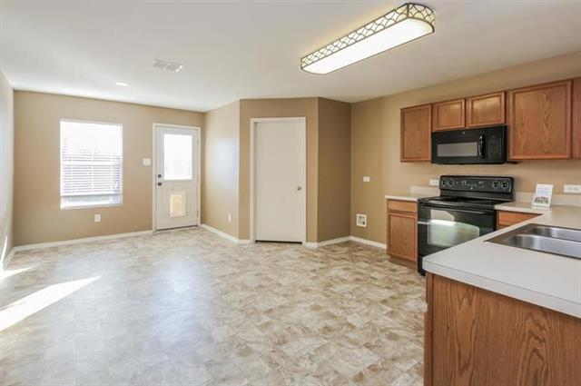 Foto del edificio - 12716 Ocean Spray Dr