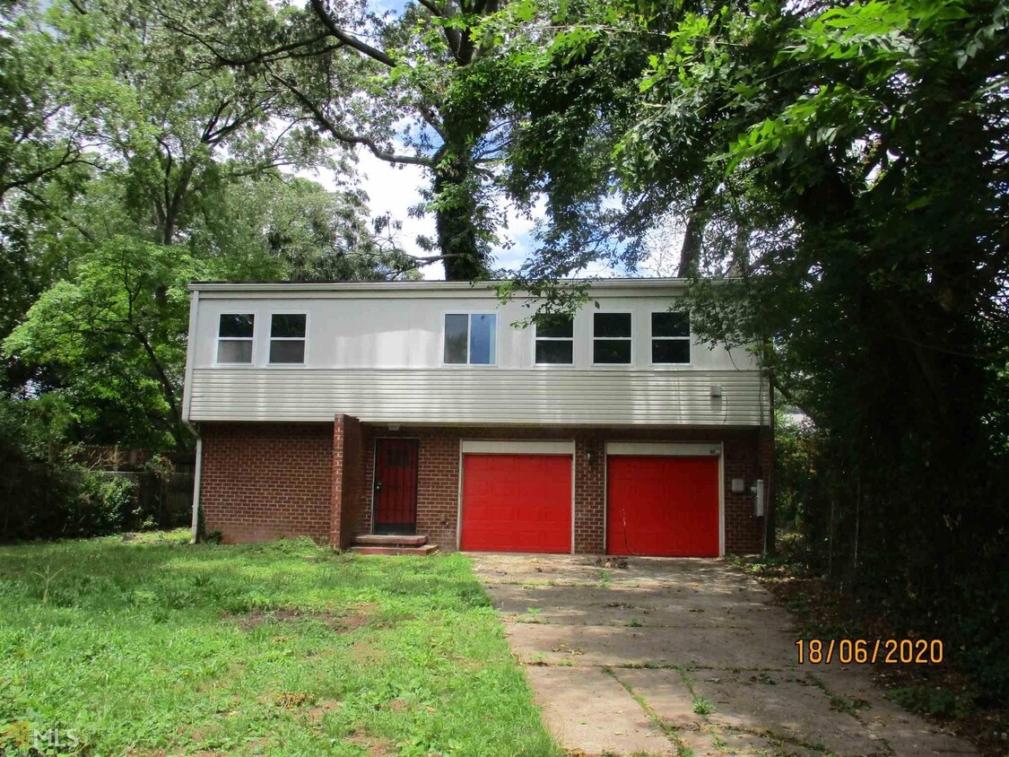 Primary Photo - 1755 Mercer Ave