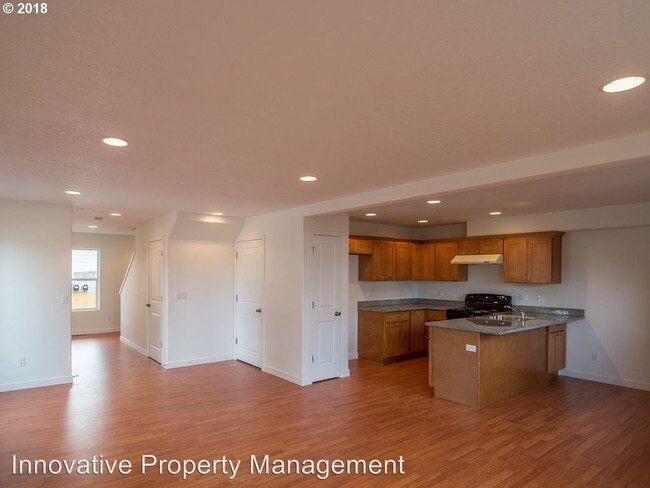 Foto del edificio - 1164-1170 SE Oak St