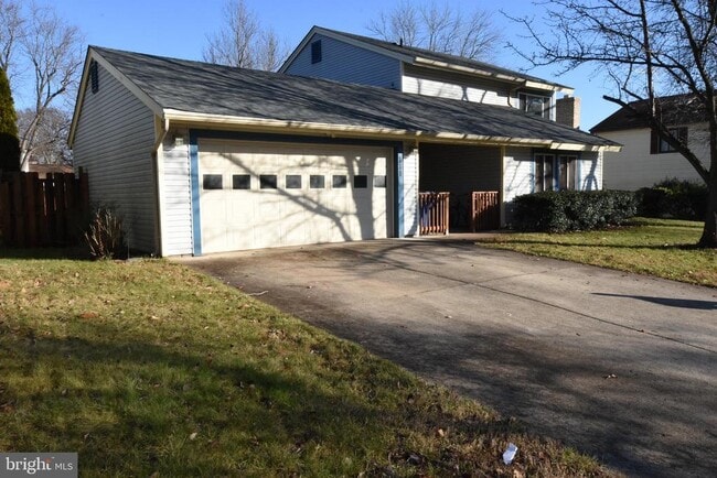 Building Photo - 111 Biscayne Ct