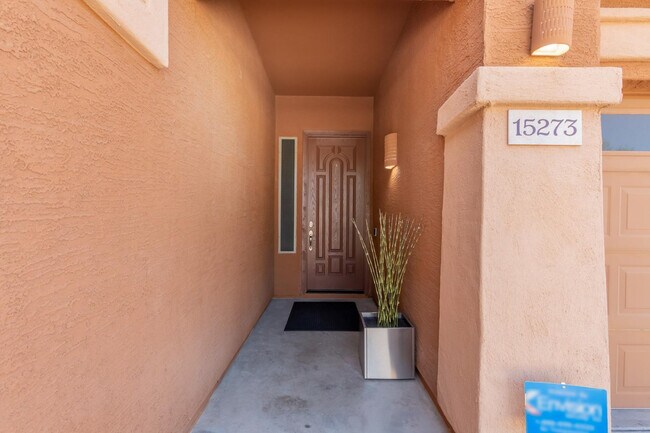 Foto del edificio - 15273 W Edgemont Ave