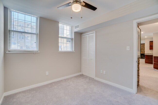 Building Photo - 2114 N St NW