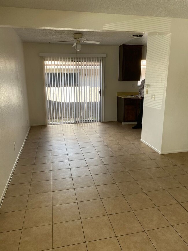 Foto del edificio - 2154 Woodberry Ave