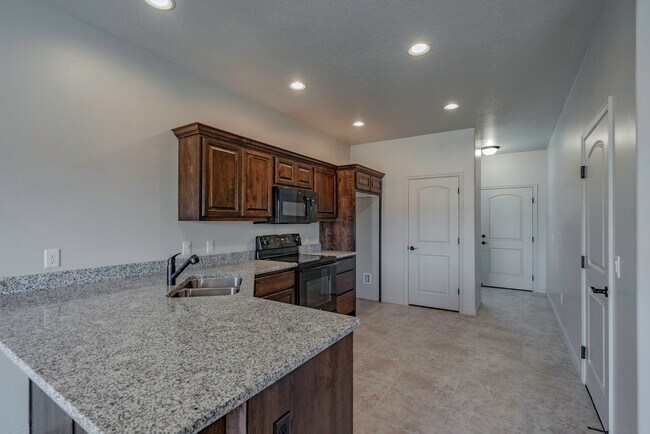 Foto del edificio - 370 W Buena Vista Blvd