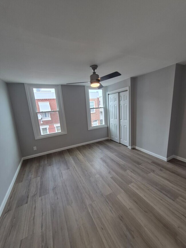 Building Photo - Spacious 2Bd/1Ba home in Point Breeze