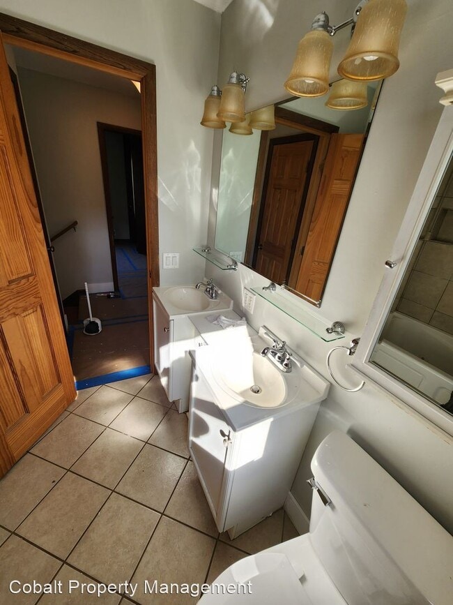 Foto del edificio - 3 br, 2 bath House - 7202 146th Ave W
