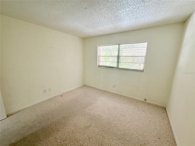 Building Photo - 3700 S Osprey Ave