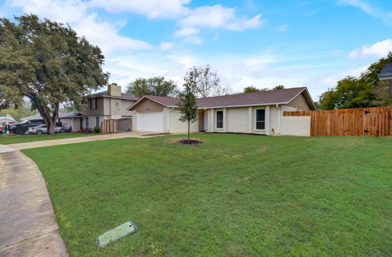 Foto principal - 13614 Larkbrook St