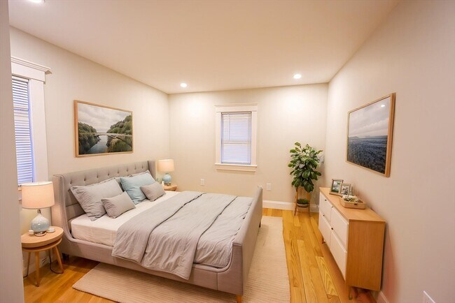 Foto del edificio - 85 Oak St