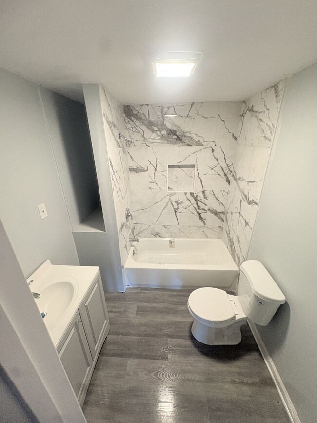 Foto del edificio - 601 10th Ave