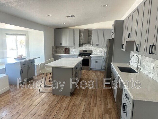 Foto del edificio - 1703 W Lane Ave