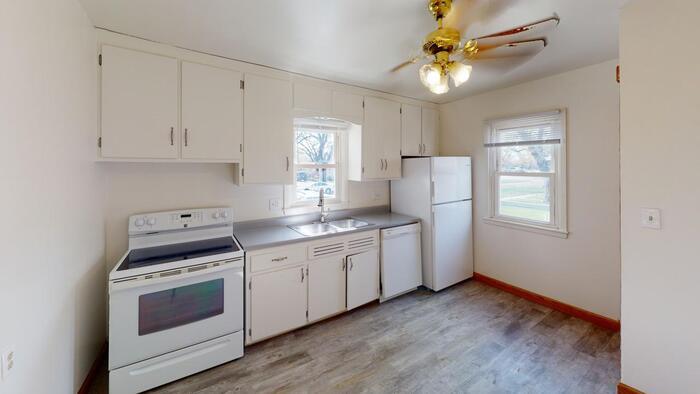 Primary Photo - 820 N 13th St