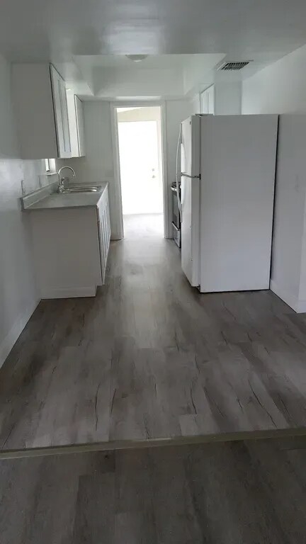 Foto del edificio - 4204 Deeson Rd