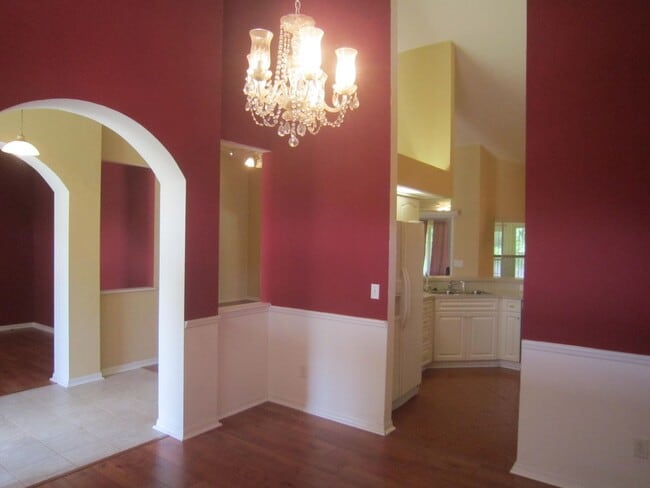 Building Photo - 1428 NW 106th St
