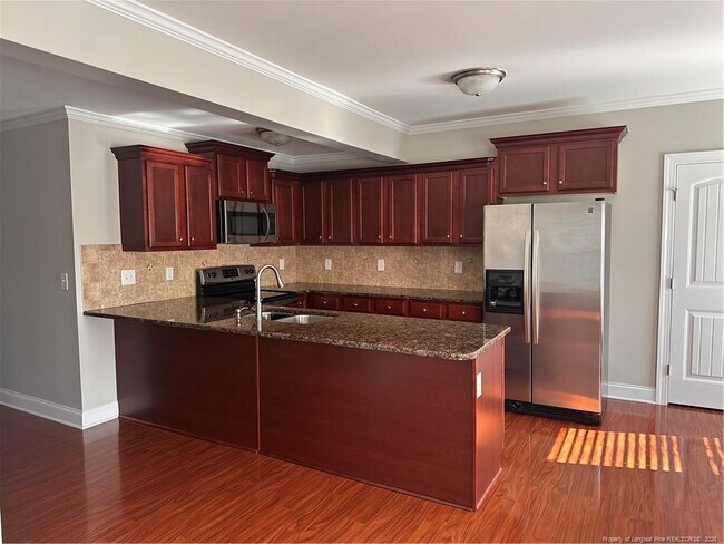 Foto del edificio - 123-201 Person St