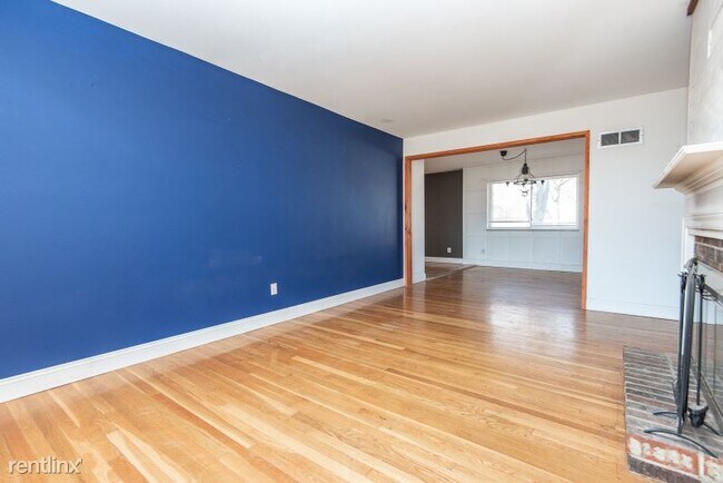 Foto del edificio - 4 br, 3 bath House - 8 Forest Knoll Dr