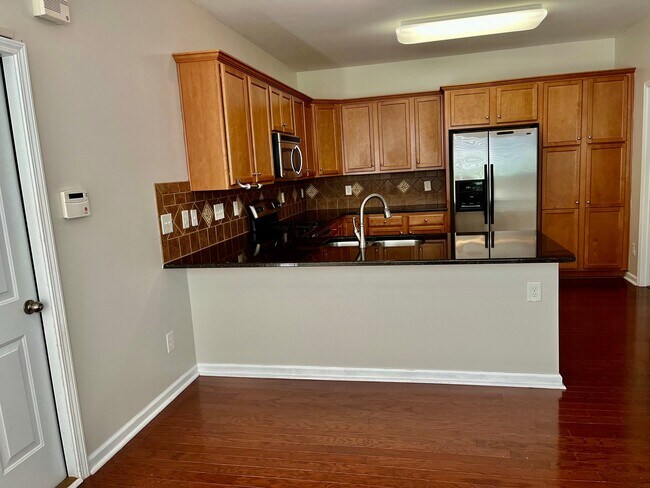 Foto del edificio - 1109 Somers Dr