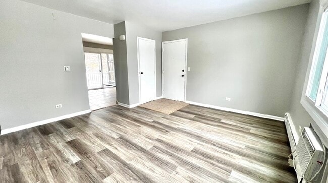 Foto del edificio - 1355 Abbott Dr