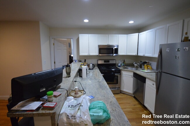 Photo - 66 Egmont St Apartment