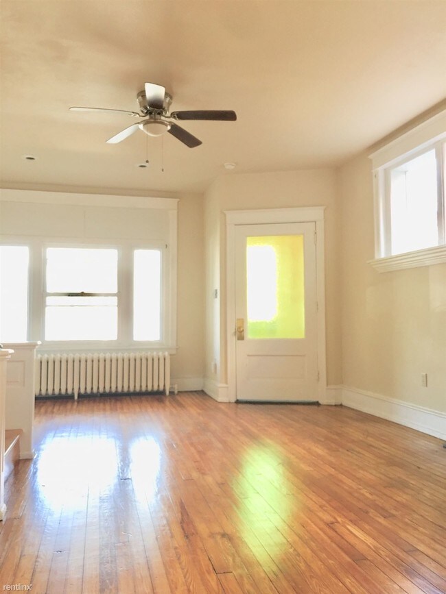 Building Photo - 4 br, 1.5 bath House - 5027 Saul St