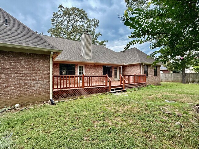 Building Photo - 4707 Glen Valley Dr
