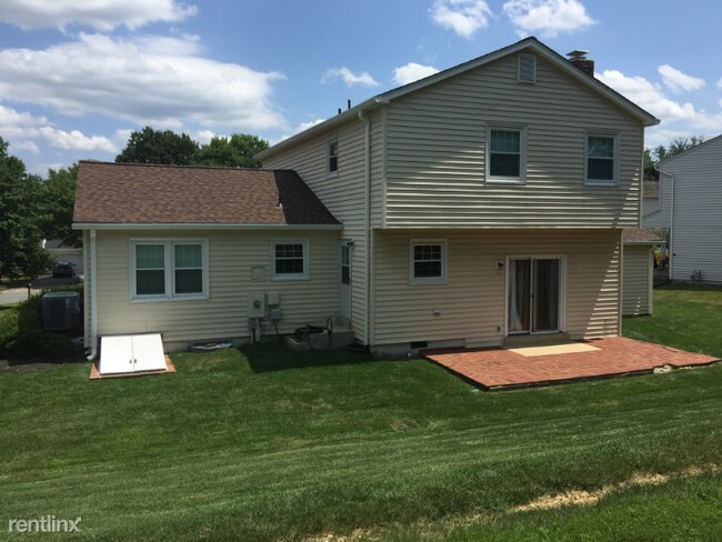 Building Photo - 5 br, 2.5 bath House - 7910 Larrick Court