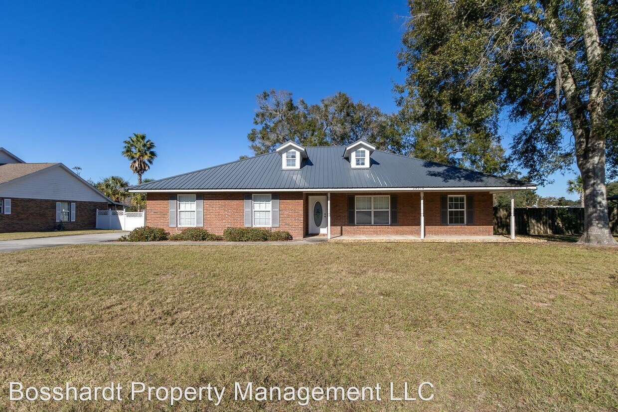 3 br, 2 bath House 25314 SW 21st Pl House Rental in Newberry, FL