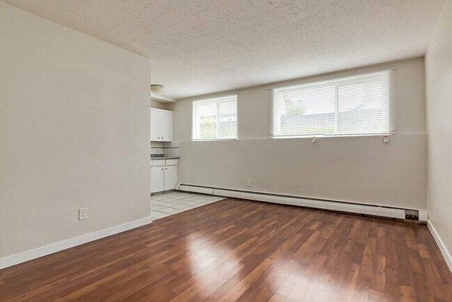 Photo du bâtiment - Alex Manor