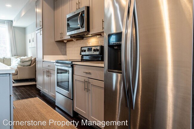 Foto del edificio - 3 br, 3.5 bath House - 15 S Chapel St