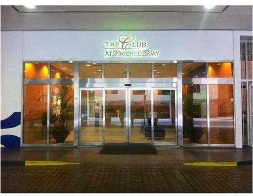 Foto del edificio - 1200 Brickell Bay Dr