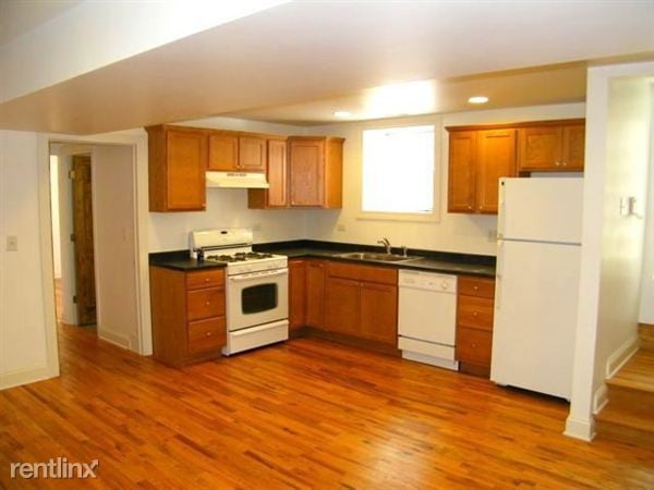 Building Photo - 2213 N Seeley Ave