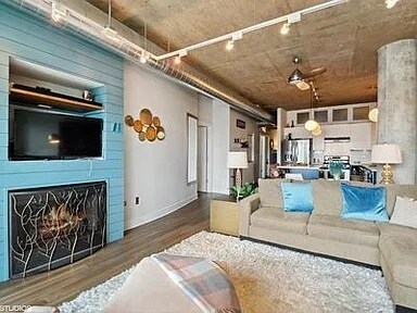 Foto del edificio - 125 E 13th St