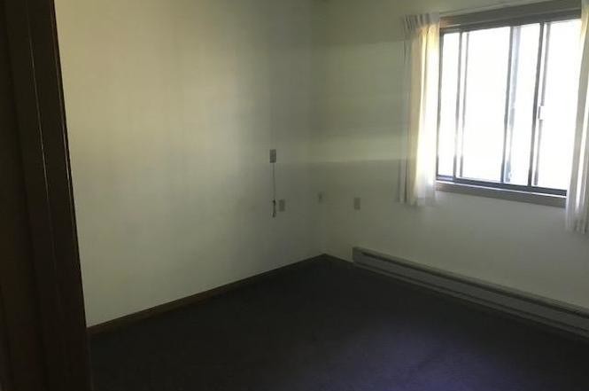 Foto del edificio - 302 Clyde St