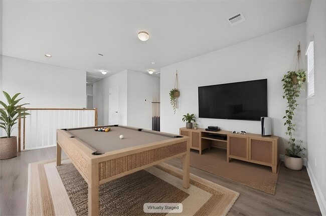 Building Photo - 101 Stone Cyn Dr