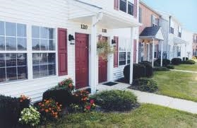 Primary Photo - Pennwick Terrace Apartments & Townhomes