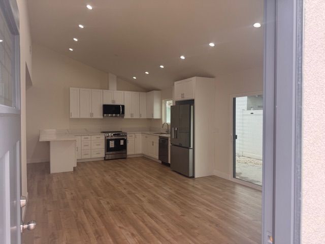 Foto del edificio - 15950 Cohasset St