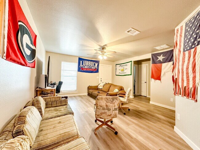 Foto del edificio - 7413 35th St