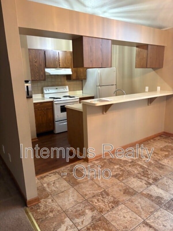 Building Photo - 3835 Indian Run Dr