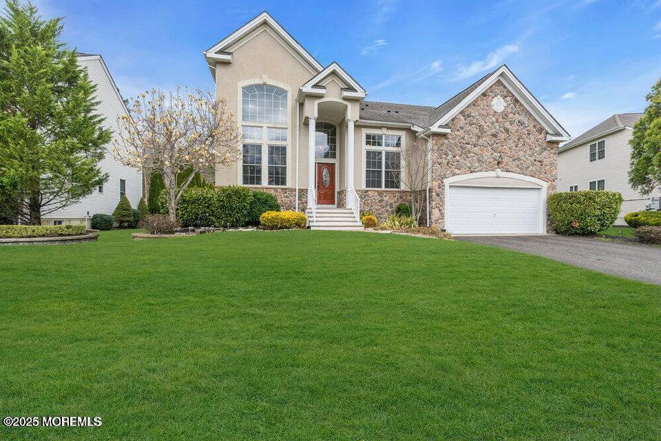 Foto principal - 17 Trumbull Ct