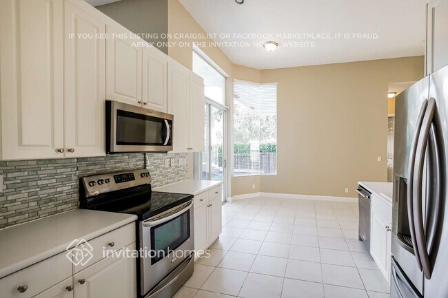 Building Photo - 5031 NW 123rd Ave