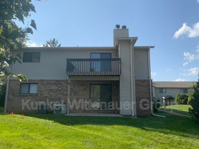 Building Photo - 285 Eagle Ridge