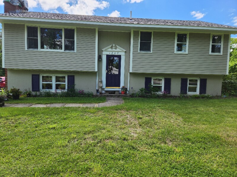 Primary Photo - 1207 Bristol Rd