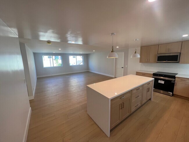 Foto del edificio - 847 N Ridgewood Pl